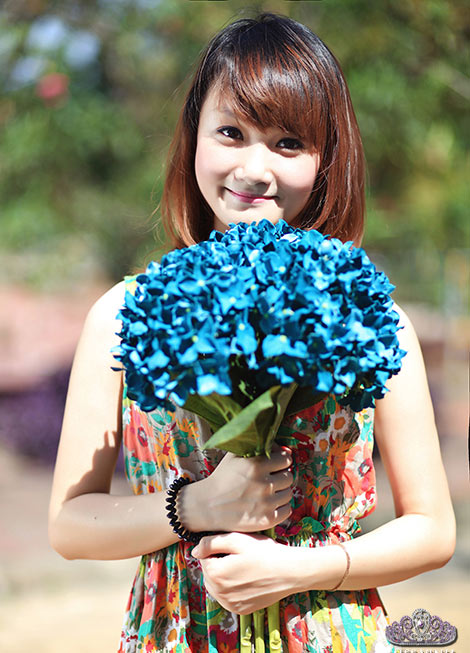 Thiếu nữ Vinh khoe vẻ đẹp căng tràn - 1