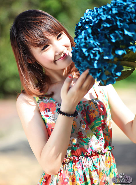 Thiếu nữ Vinh khoe vẻ đẹp căng tràn - 2