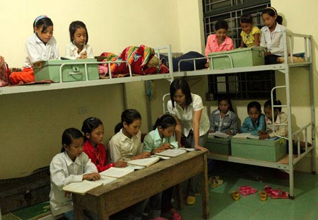 Bản hiếu học ở cuối trời Tây Bắc - 2