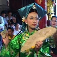 Tin tức trong ngày - Bóng hồng trong làng bói toán Sài Gòn xưa