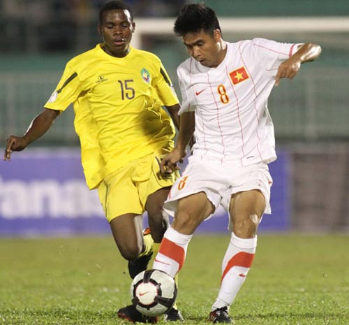 Bóng đá Việt Nam: Mặt trái của đội tuyển - 2