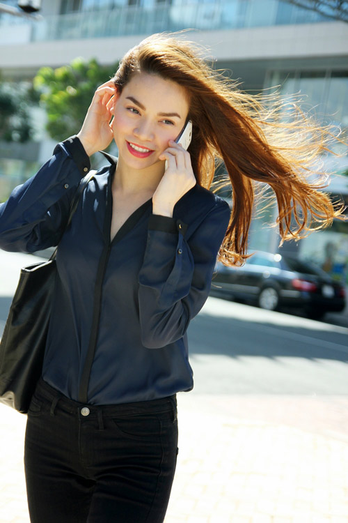 Hồ Ngọc Hà xinh tươi dưới nắng - 3