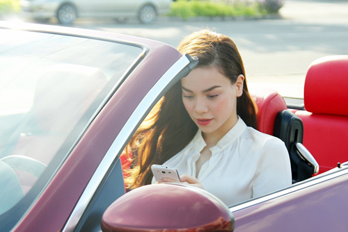 Hồ Ngọc Hà xinh tươi dưới nắng - 14