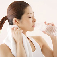 Sức khỏe đời sống - Thói quen uống nước nguy đến tính mạng