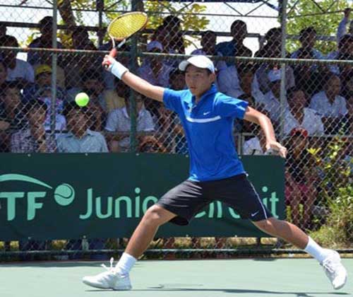 Tay vợt Lý Hoàng Nam đoạt cú đúp danh hiệu ITF trên sân nhà - 1