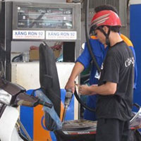 Tin tức trong ngày - Găm xăng dầu: Chính phủ yêu cầu làm rõ