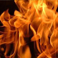 Pháp luật - Dùng xăng đốt để "đánh thức" vợ đang ngủ