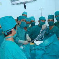 Sức khỏe đời sống - Cắt bỏ khối u bằng quả bóng tennis ở tim