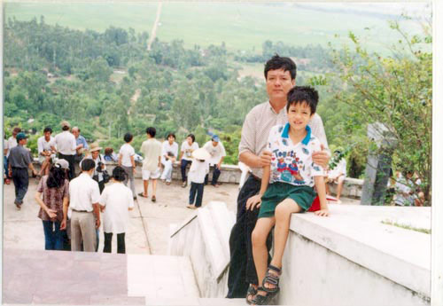 Ảnh thơ ấu của Hoàng tử The Voice - 10