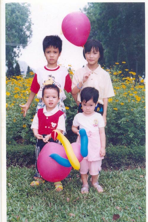 Ảnh thơ ấu của Hoàng tử The Voice - 5