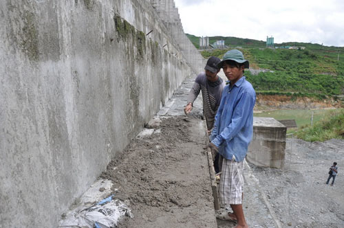 Tiếp tục rung chuyển ở TĐ Sông Tranh 2 - 2