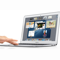 Thời trang Hi-tech - Macbook Air có giá trên 14 triệu đồng