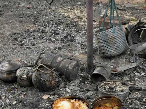 Ấn Độ: Cháy nhà máy pháo hoa, 52 người chết - 1