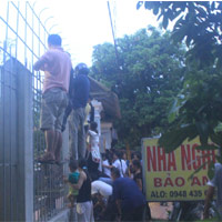 Pháp luật - Đôi nam nữ chết lõa thể trong nhà nghỉ