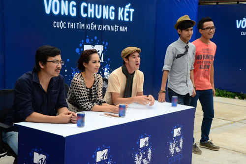 Cù Trọng Xoay làm khó thí sinh - 4
