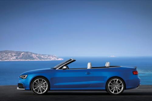 2013 Audi RS5 Cabrio công bố giá - 4