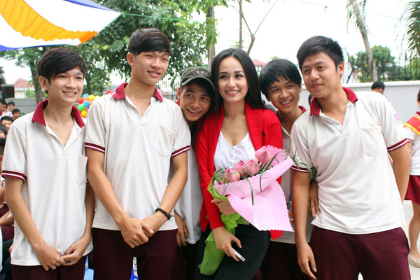 Mai Phương Thúy càng giản dị càng đẹp - 7