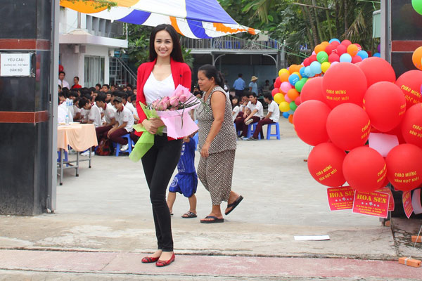 Mai Phương Thúy càng giản dị càng đẹp - 13