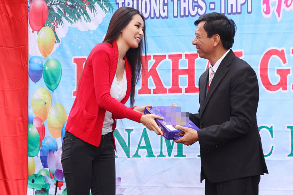 Mai Phương Thúy càng giản dị càng đẹp - 13