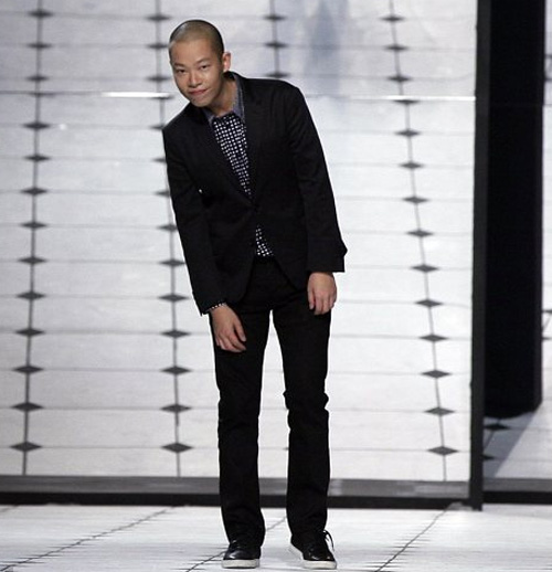 Xuyên thấu đầy nghệ thuật như Jason Wu - 18