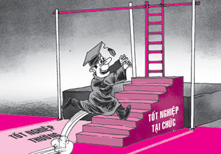 Làn sóng tẩy chay hệ đại học tại chức - 2