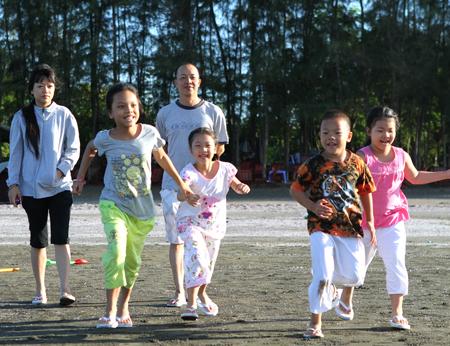 Đức Hải: Đi diễn vác cả ba lô tiền về - 2