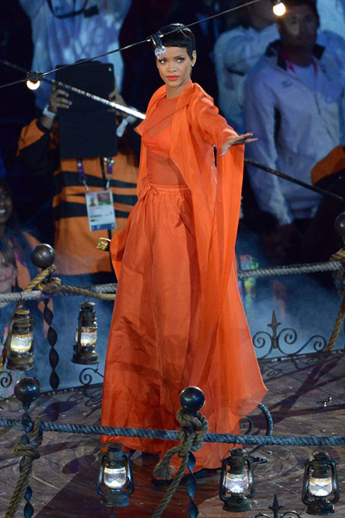 Rihanna nhận catse chỉ 32 nghìn đồng - 3