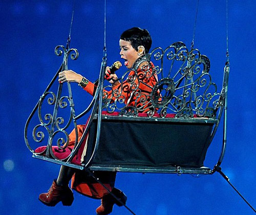 Rihanna nhận catse chỉ 32 nghìn đồng - 7