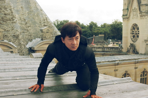 Lộ diện mỹ nhân mới của Thành Long - 8