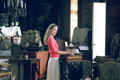 Lộ diện mỹ nhân mới của Thành Long - 5