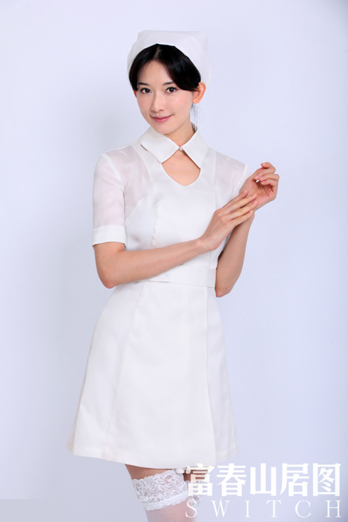 Lộ diện mỹ nhân mới của Thành Long - 4