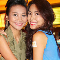 - Hà Tăng, Thanh Hằng kiêu sa rạng rỡ