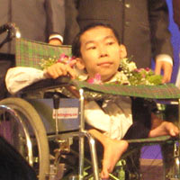 Tin tức trong ngày - “Mở” thế giới bằng một ngón tay