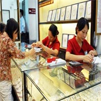 Tài chính - Bất động sản - Không khó để kéo giá vàng sát thế giới