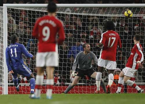 Arsenal muốn mua Drogba - 1