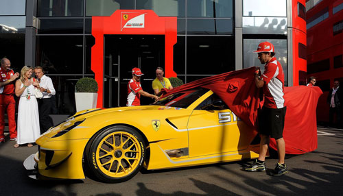 Phó chủ tịch Google sắm Ferrari 599XX - 5