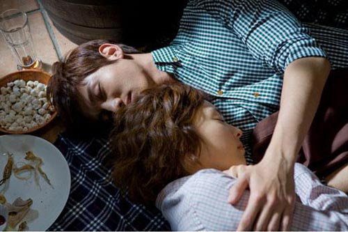 Phim Hàn khoái cảnh chung giường - 8