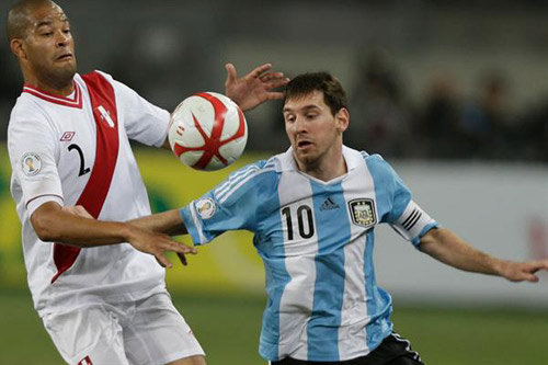 Argentina: Nỗi cô đơn của Messi - 1