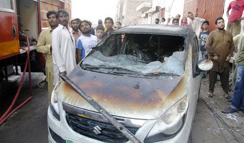 Pakistan: Số người chết cháy tăng lên 314 - 10