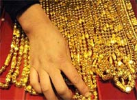 Tài chính - Bất động sản - Vàng rút khỏi đỉnh 6 tháng