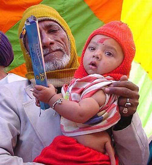 Xôn xao với ảnh mỹ nữ... mọc đuôi - 2