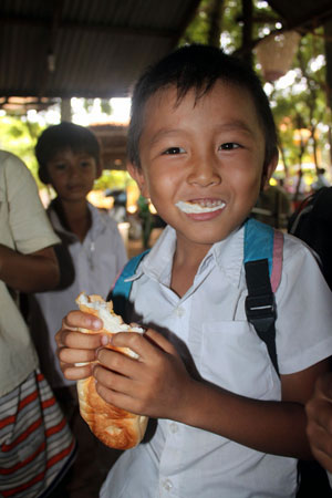 Ngổn ngang chuyện “du học tiếng mẹ đẻ” - 3