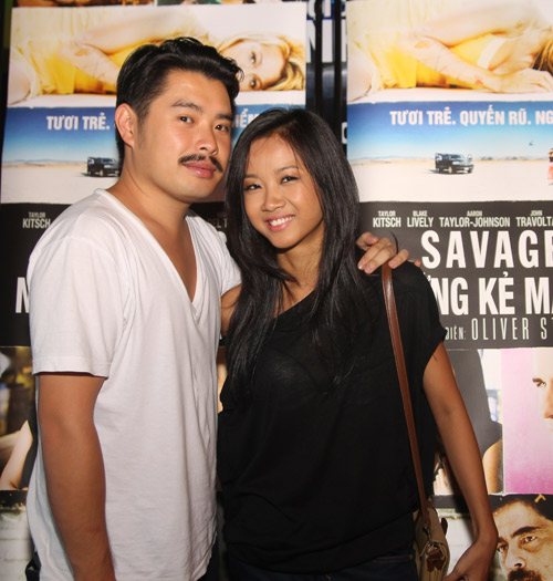 Vương Thu Phương rạng rỡ đi xem phim - 9