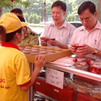 Sức khỏe đời sống - Bánh Trung thu: Nguy cơ ngộ độc trên diện rộng