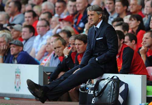 Man City: Giữa hai dòng nước - 2