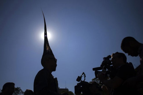 Chàng trai tóc dựng cao nhất hành tinh - 6