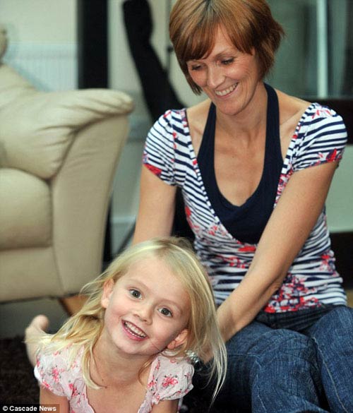 Bố mẹ bệnh nan y thấp thỏm lo số phận con thơ - 3