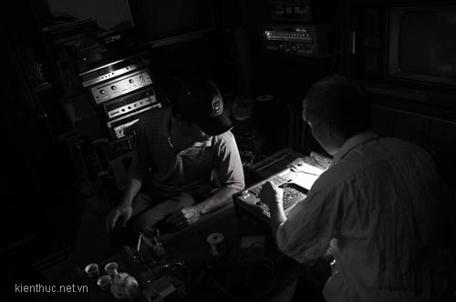 Người đàn ông mê đài cổ - 4