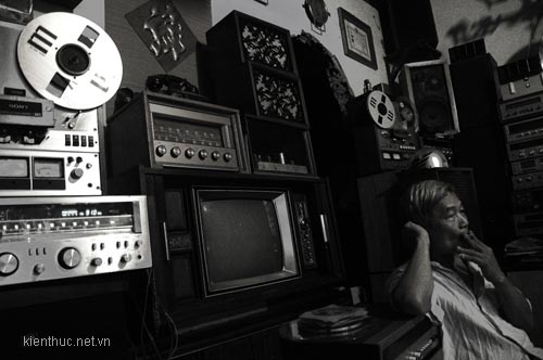 Người đàn ông mê đài cổ - 2