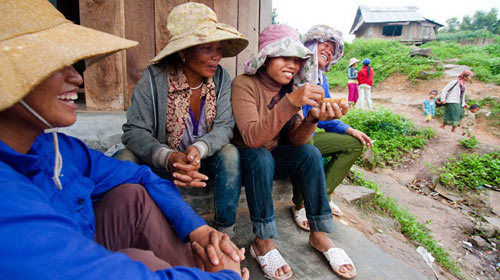 Nhọc nhằn đời nữ phu xe vùng biên - 5